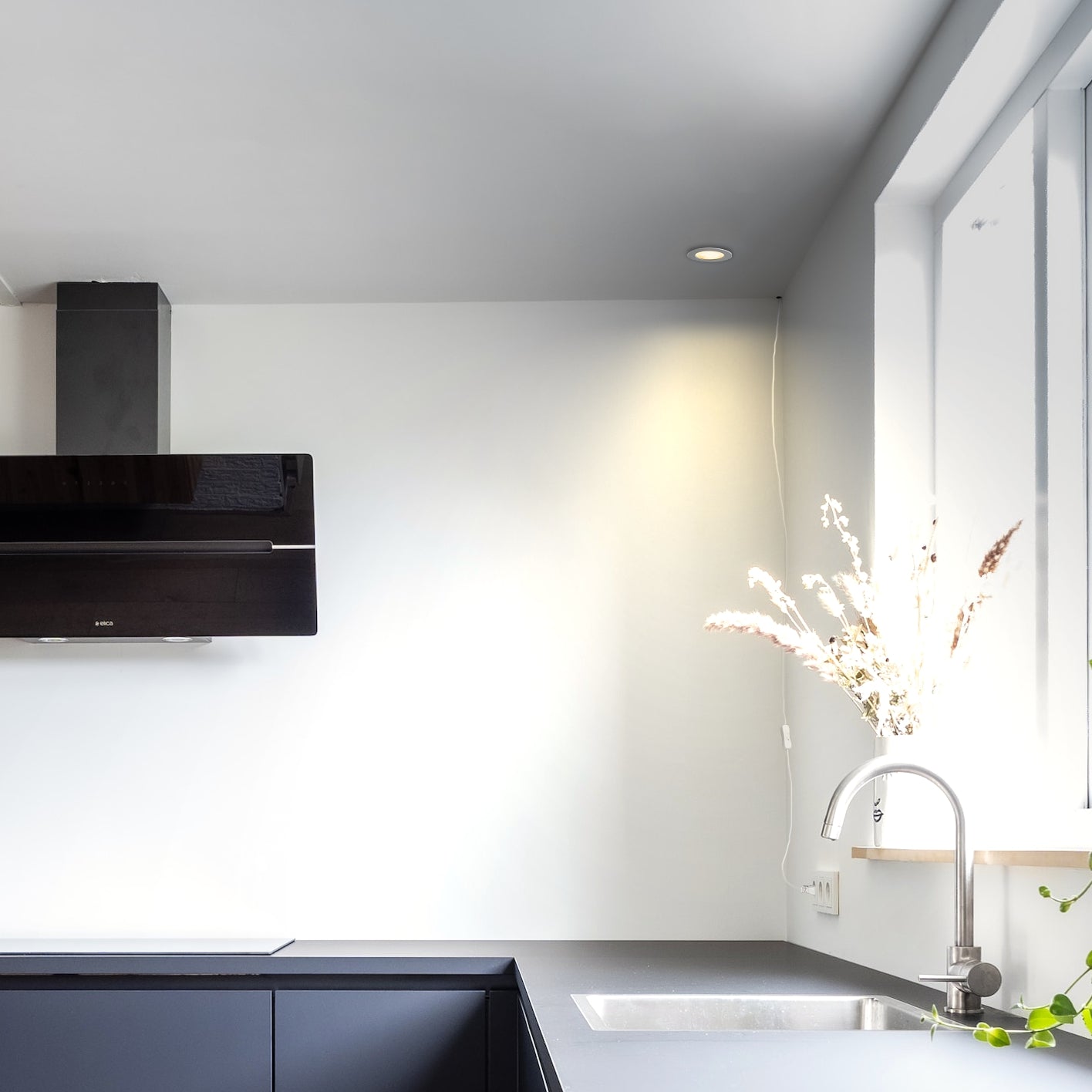 FSLiving LEDダウンライト コンセント式 取付便利 調光調色 リモコン付き φ950mm ダウンライト LED 拡散光 ベースタイプ 屋内用 室内用 埋込式 LEDライト ホワイト