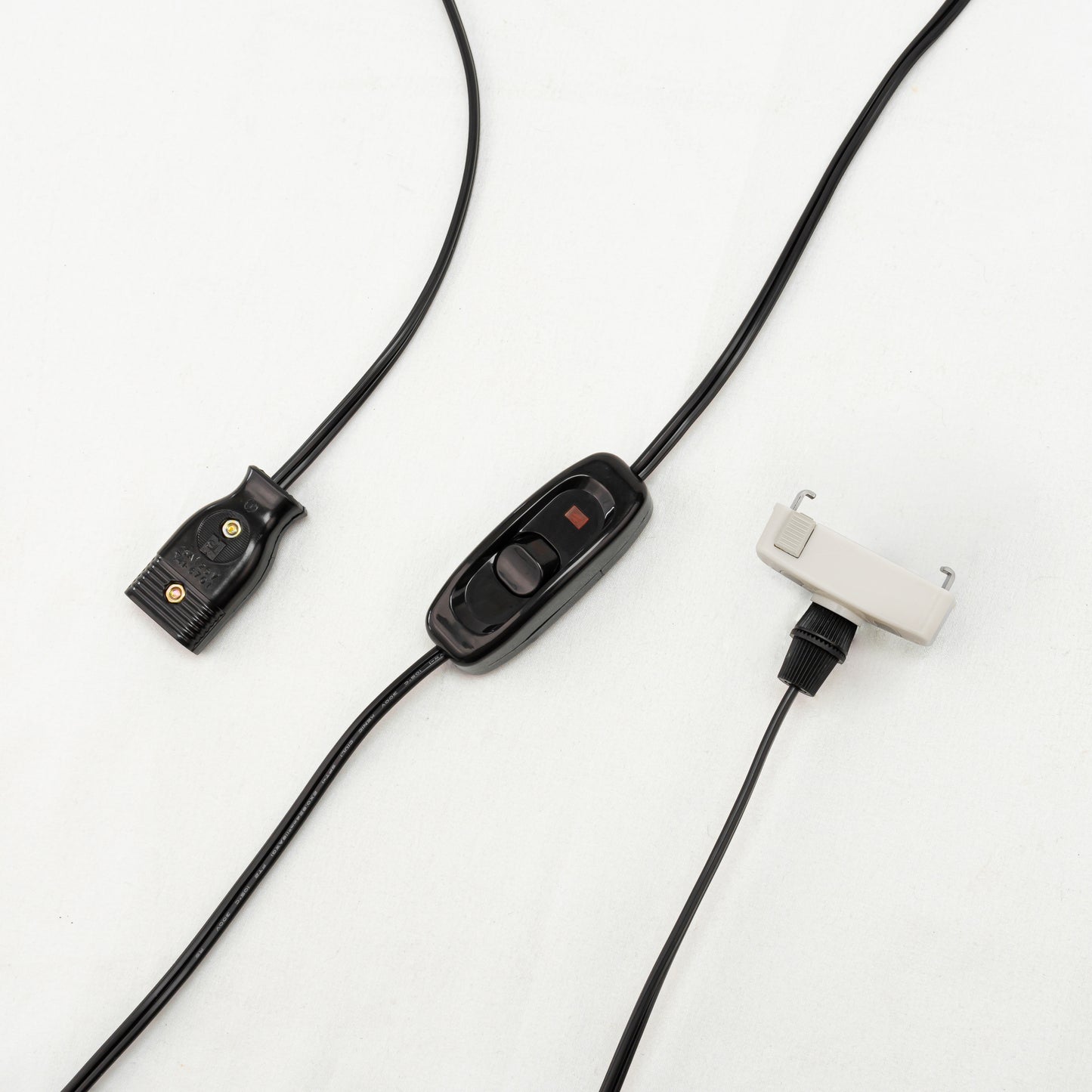 FSLiving 延長コード コンセント 変換コード 照明用電線 引っ掛けシーリングからテーブルに給電 コード3m ON/OFFスイッチ付き